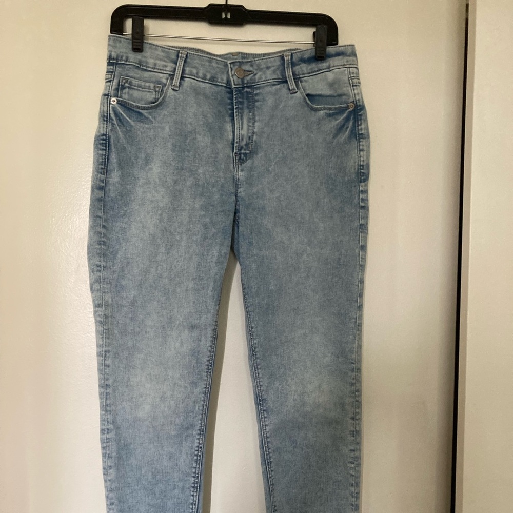 Old Navy Rockstar Super Skinny Jeans